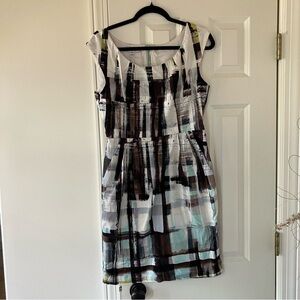 Maggy London Abstract Print Sheath Dress with Pockets (10)